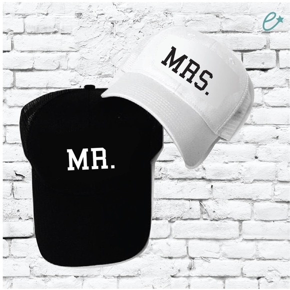 Mr and Mrs Trucker Hats Marriage Pair Couple Wedding Announcement Mesh Back Hat - Picture 1 of 2